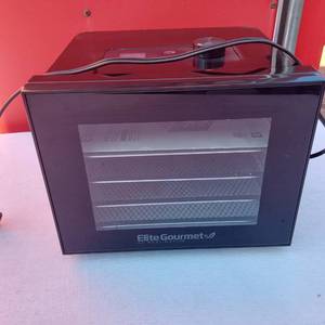 lot 91 image: Small Elite Gourmet Programmable Small Food Dehydrator 10 Wide, 8 14 Tall