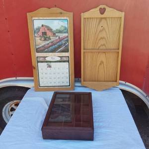 lot 111 image: Display Case, May 2004 Framed Calendar