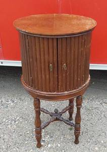 lot 133 image: Round End Table with Storage