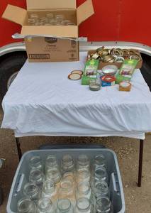 lot 147 image: Canning Jars and Rings