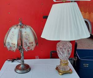 lot 194 image: Crystal Table Lamp and Decorative Table Lamp