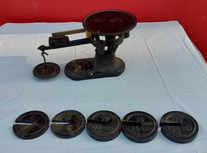 lot 205 image: Vintage Fairbanks Morse Scale