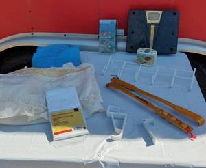 lot 239 image: Back Scratchers, Bathroom Scale and Other Items