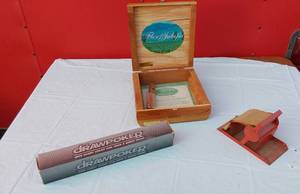 lot 283 image: Vintage Cigarette Roller, Cigar Poker, Flor de Jalapa Cigar Box