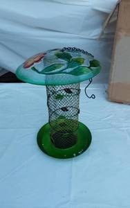 lot 298 image: 10 Tall Decorative Glass Top Bird Feeder
