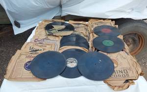 lot 302 image: Lot of Vintage Vinyl Records Including Edison, Columbia, and Vocalion Records