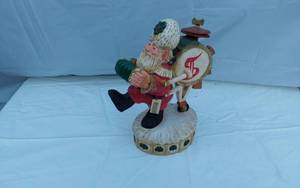 lot 315 image: David Frykman Limited Edition Musical Santa Drummer Figurine