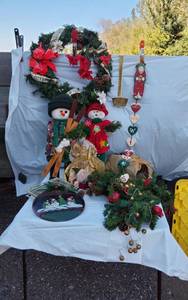 lot 320 image: Lot of Christmas Decorations including Wreath, Snowman Figures, and Angel Topper