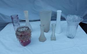 lot 337 image: Lot of Glass Vases