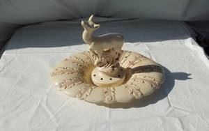 lot 363 image: Red Wing USA 526 Ceramic Console Bowl with Deer Figure