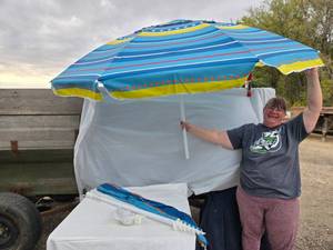 lot 403 image: Beach Umbrella