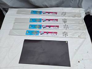 lot 413 image: Spectrum Neodymium Magnet Bars, 28 x 2.5, Set of 4
