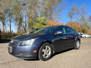 lot 27 image: 2013 CHEVROLET CRUZE 1LT AUTO No Accidents (NO RESERVE)