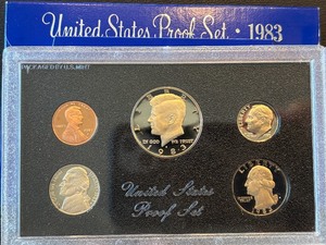 lot 2 image: 1983-S Proof Set