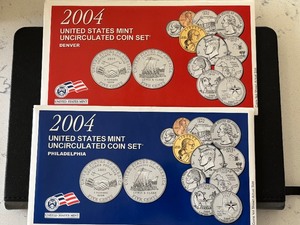 lot 79 image: 2004 P & D Mint Set