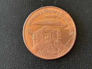 lot 41 image: 1 Ounce .999 Fine Copper Round Trump Space Force