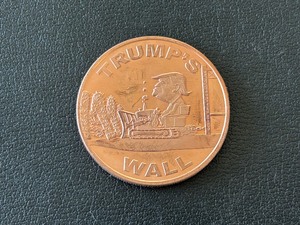 lot 46 image: 1 Ounce .999 Fine Copper Round Trumps Wall