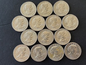 lot 48 image: Susan B. Anthony Dollars