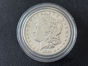 lot 64 image: 1889 Morgan Dollar