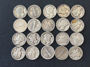 lot 72 image: Mercury Silver Dimes
