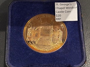 lot 103 image: St. Georges Windsor Castle Bronze Coin