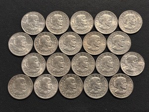 lot 137 image: Susan B. Anthony Dollars