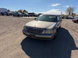 lot 6 image: 2005 Cadillac Deville