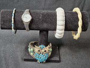 lot 53 image: Set of Assorted Bracelets and Timex Watch - untested