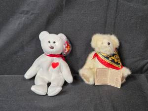 lot 78 image: Ty Beanie Babies Valentino and Boyds T.J.s Best Dressed Collectible Bears