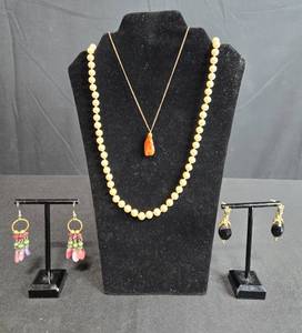 lot 103 image: Set of Beaded Necklaces and 2 Pairs of Dangle Earrings - displays not inc