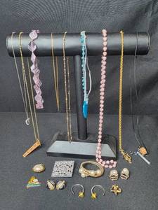 lot 150 image: Assorted Costume Jewelry Lot with Necklaces, Pins, Earrings, and Bracelets - display not inc