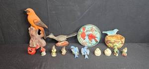 lot 223 image: Collection of Vintage Ceramic Bird Figurines and Wall Plaque