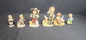 lot 240 image: Set of Vintage Porcelain Boy Figurines, Japan Imports