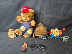lot 242 image: Vintage Toy Collection with Craftsman Bear and Pull Toys & Hot Wheels Sunglasses