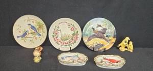 lot 273 image: Vintage Decorative Bird Plates and Figurines Collection