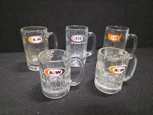 lot 3006 image: 5 A & W Glass Mugs