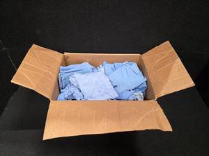 lot 3055 image: Box of clean rags