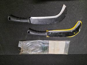 lot 3067 image: Brush Axe Set of 2