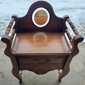 lot 3094 image: Antique Wooden Vanity with an Oval Mirror