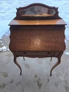 lot 3100 image: Antique Hardwood Secretaries Desk