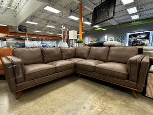 lot 3 image: NEW IN BOX Maddox Mid-Century Sofa  Chestnut Faux Leather  Fully Padded, Easy-Clean, 5th Support Leg