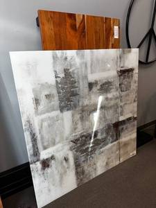 lot 67 image: Neutral Sights  50 x 50 Floating Tempered Glass Wall Art with Foil Finish