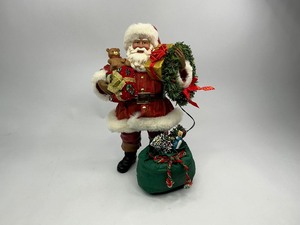lot 17 image: 2000 Possible Dreams Clothtique Collection Santa Decade of Delight