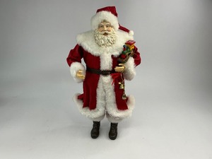 lot 21 image: Possible Dreams Clothtique Collection Santa Clause Figure