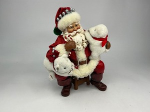 lot 32 image: 2000 Possible Dreams Clothtique Collection Unbearably Delicious Santa