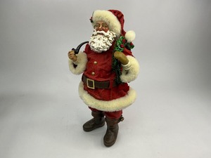 lot 46 image: 1994 Possible Dreams Clothtique Collection Santa Claus