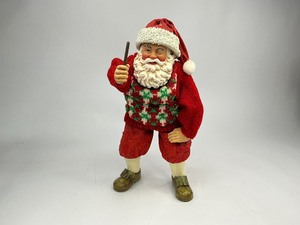 lot 47 image: 1997 Possible Dreams Clothtique Collection Golfing Santa