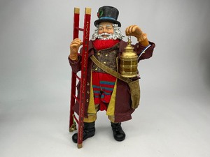 lot 50 image: 2000 Possible Dreams Clothtique Collection Fireman Santa