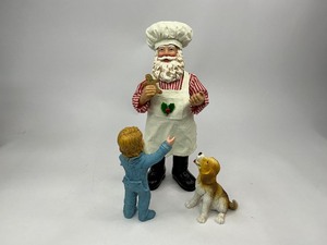 lot 60 image: 1995 Possible Dreams Clothtique Collection Member Gift A Cookie from Santa