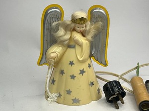 lot 107 image: Vintage Christmas Angel Light Tree Topper
